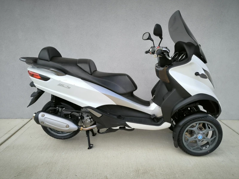 Piaggio Mp3 300i LT, 10.414 km., ABS/ASR, Нов внос Италия , снимка 1 - Мотоциклети и мототехника - 46511658