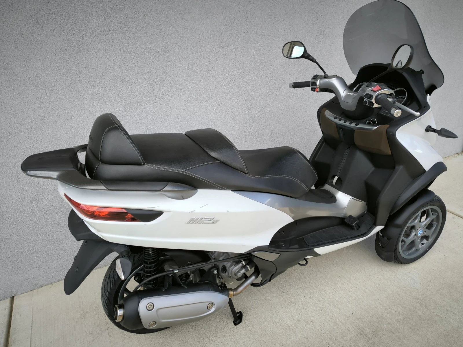 Piaggio Mp3 300i LT, 10.414 km., ABS/ASR, Нов внос Италия  - изображение 3