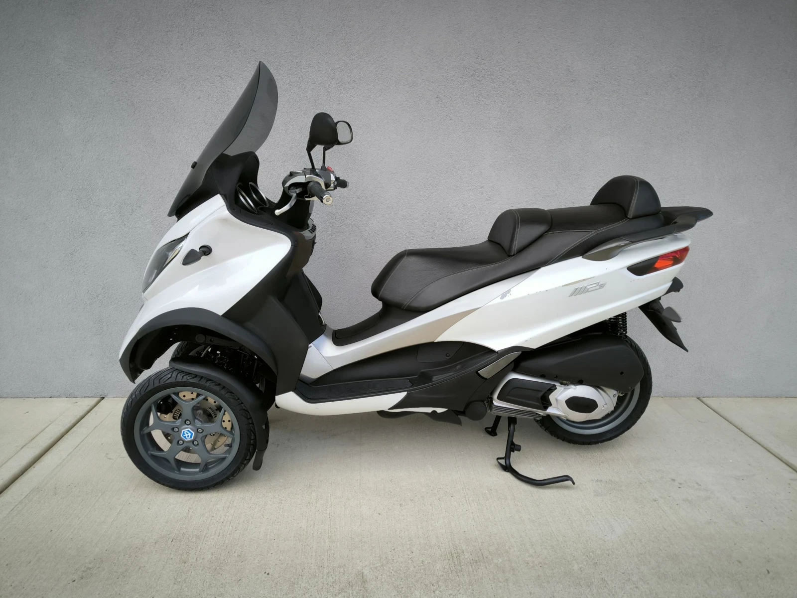 Piaggio Mp3 300i LT, 10.414 km., ABS/ASR, Нов внос Италия  - изображение 5