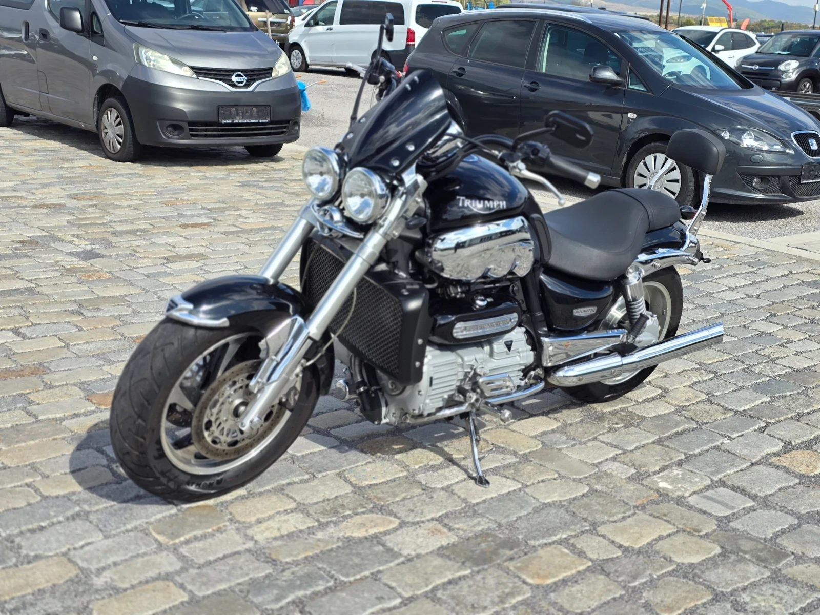 Triumph Rocket III 2300 2 броя Швейцария - изображение 9