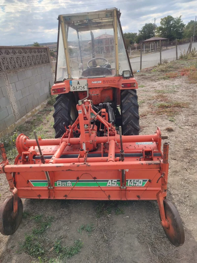 Трактор Hinomoto, снимка 5 - Селскостопанска техника - 51946436