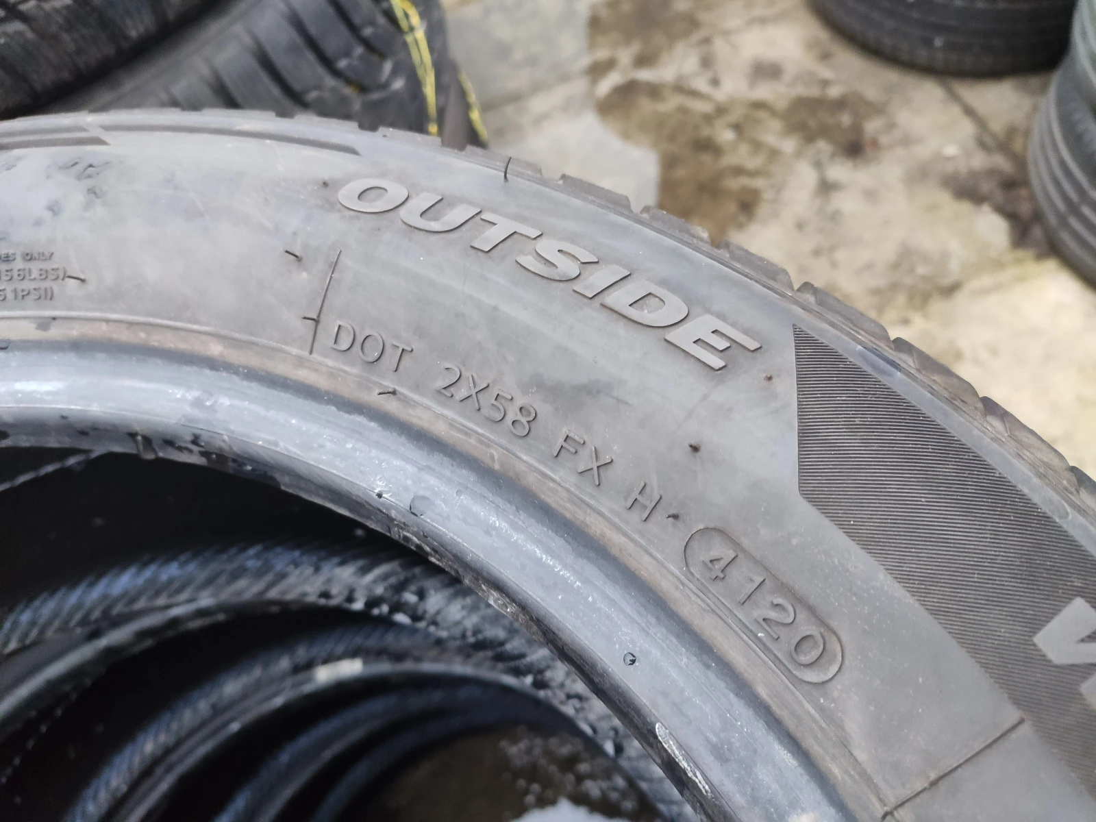 Гуми Зимни 205/55R17, снимка 8 - Гуми и джанти - 54000345