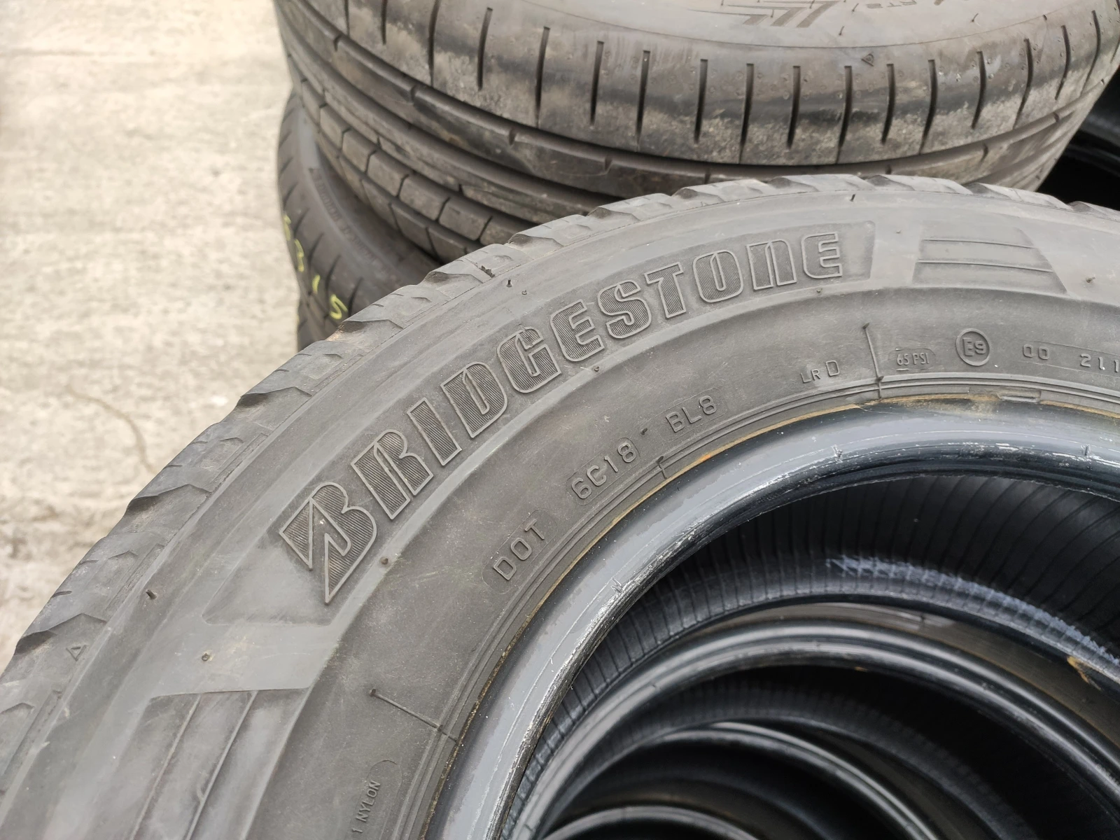 Гуми Летни 215/70R15, снимка 8 - Гуми и джанти - 54087150
