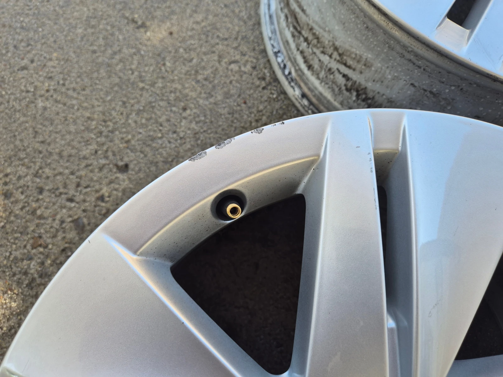 Джанти за VW Golf, снимка 6 - Гуми и джанти - 56315135