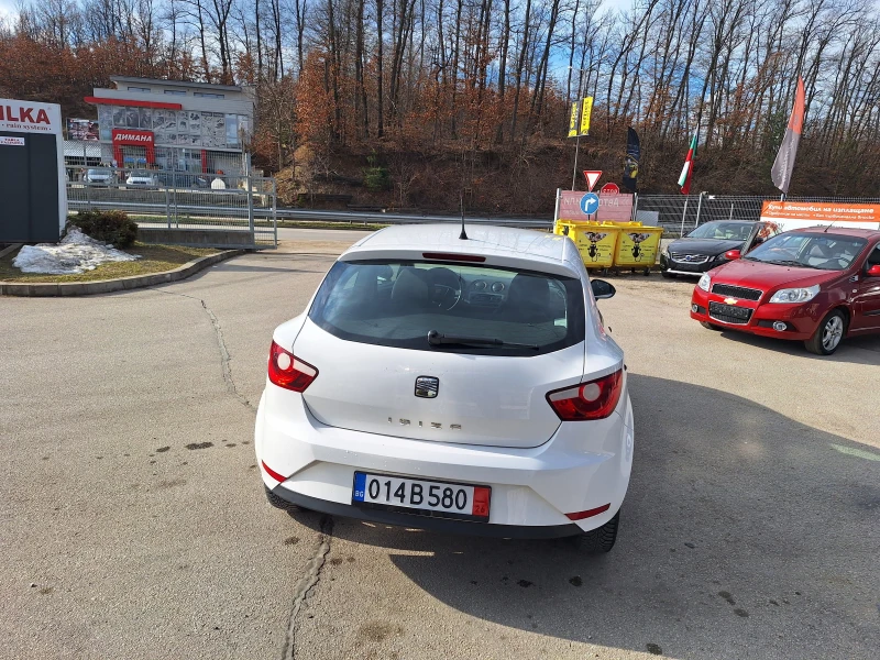 Seat Ibiza 1.2i , снимка 8 - Автомобили и джипове - 48960894