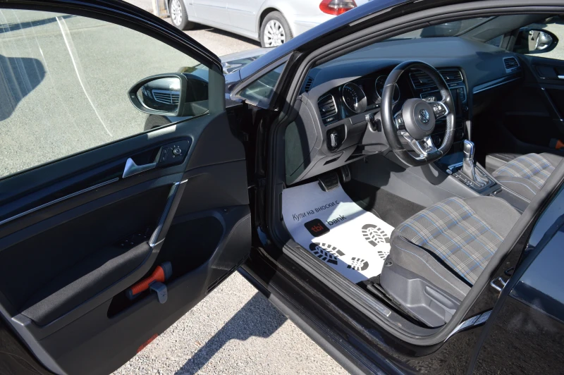 VW Golf GTE-Plug-in Hybrid, снимка 9 - Автомобили и джипове - 50891474