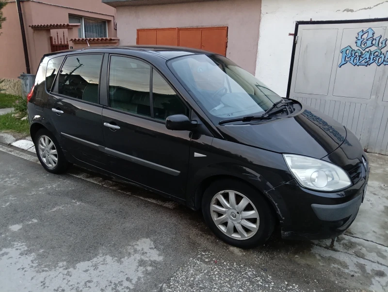 Renault Scenic, снимка 4 - Автомобили и джипове - 51075927