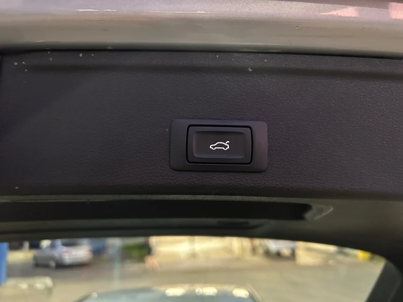 Audi A4, снимка 9 - Автомобили и джипове - 52093858