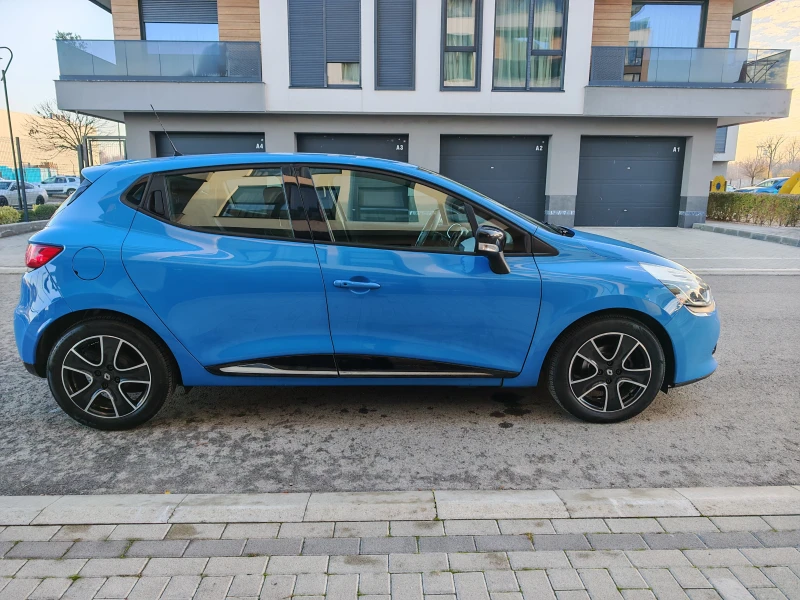 Renault Clio 1.5 DIZEL 75  KN, снимка 6 - Автомобили и джипове - 52752205
