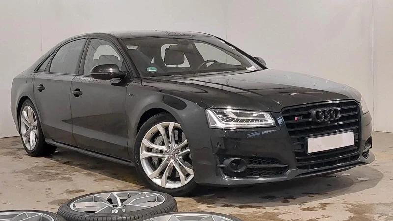 Audi S8 Plus, снимка 17 - Автомобили и джипове - 53090025