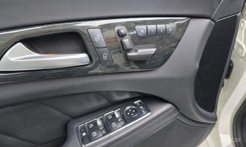 Mercedes-Benz CLS 250, снимка 13 - Автомобили и джипове - 53207129