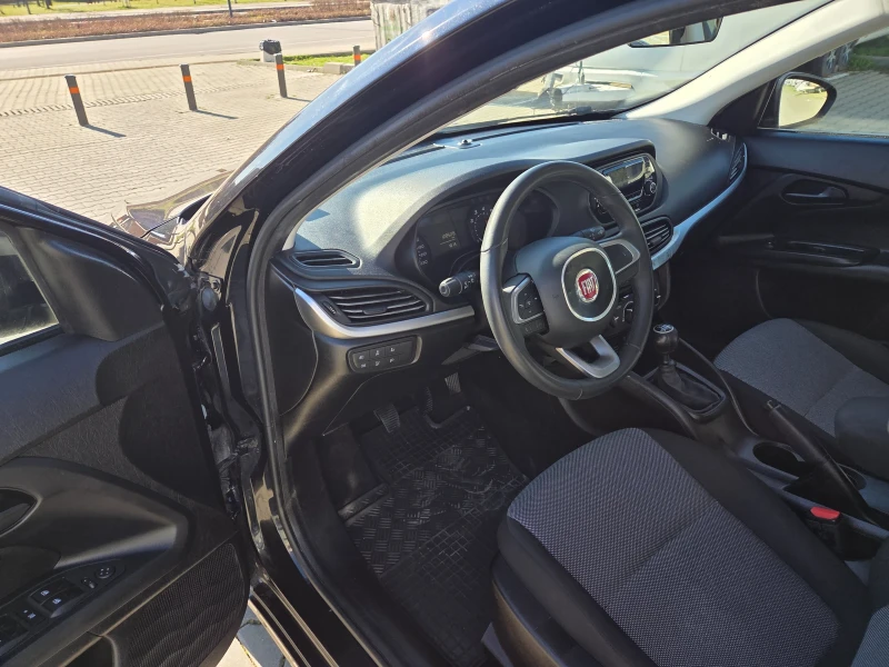 Fiat Tipo 1.4, снимка 10 - Автомобили и джипове - 53535344