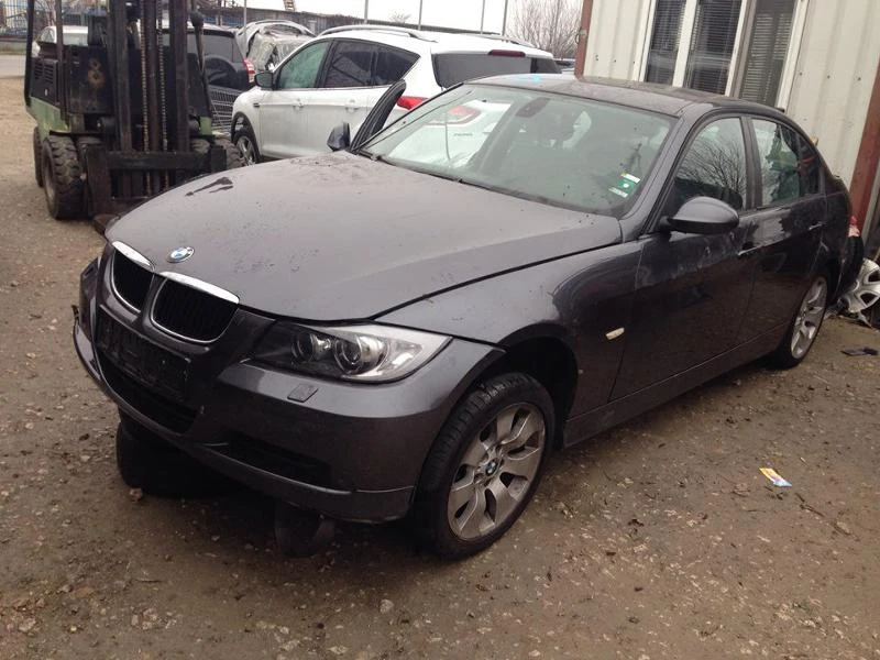 BMW 320, снимка 1 - Автомобили и джипове - 12472071