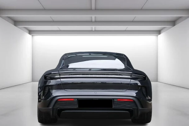 Porsche Taycan Turbo = Sport Chrono = Гаранция, снимка 2 - Автомобили и джипове - 54046566
