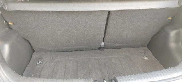 Hyundai I10 1.0 i 2019 г., снимка 13 - Автомобили и джипове - 54099062