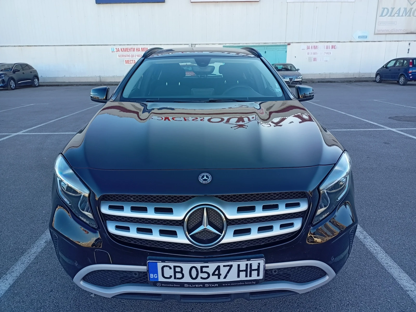 Mercedes-Benz GLA 180 -= 96.000 Km= -, снимка 1