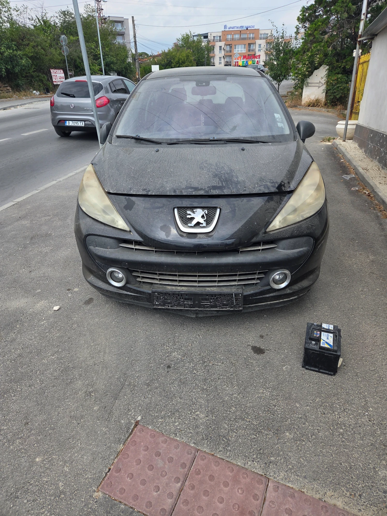 Peugeot 207 1.6 I  150к /1.6 HDI 90 k. 