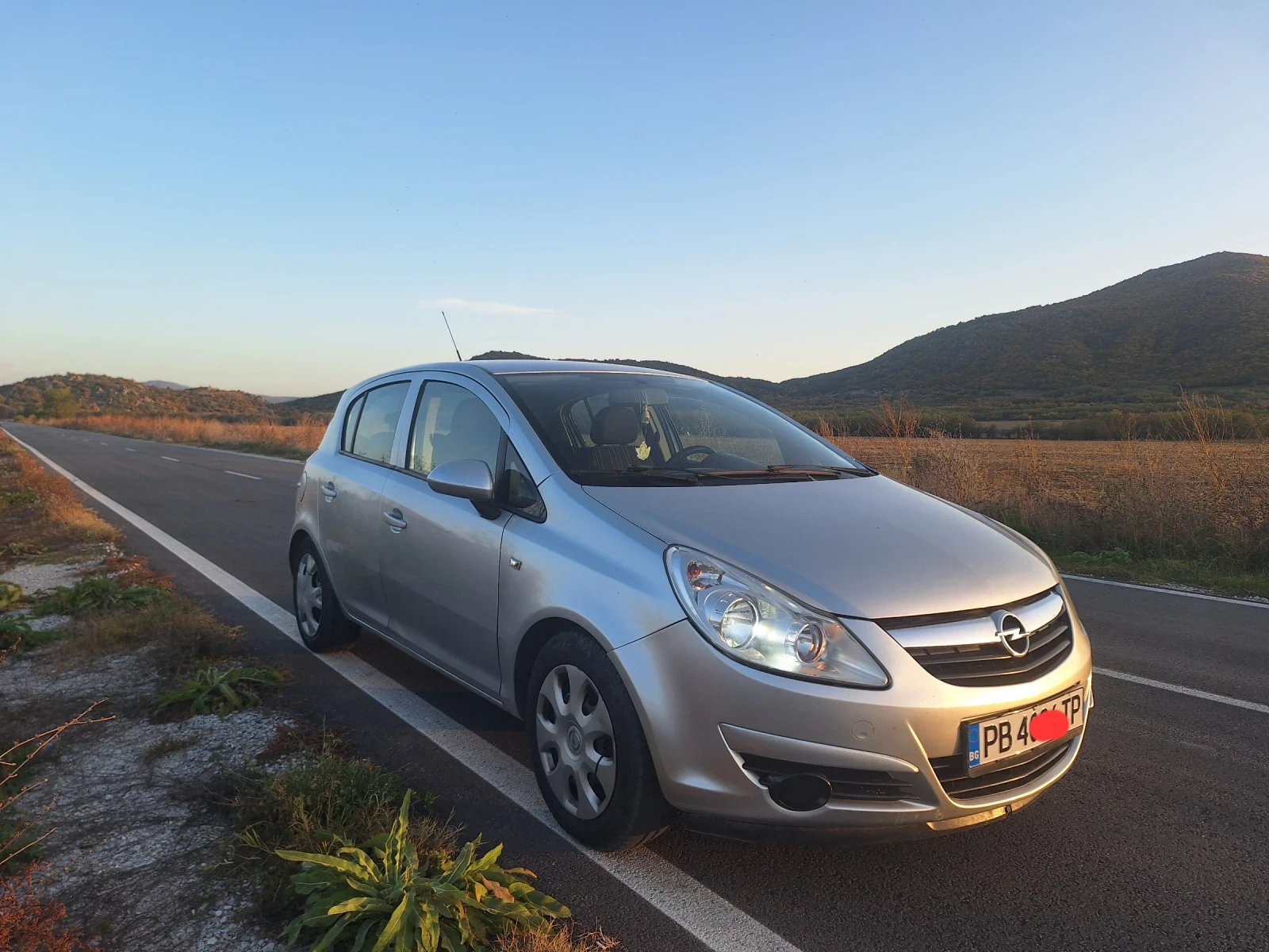 Opel Corsa  - изображение 10