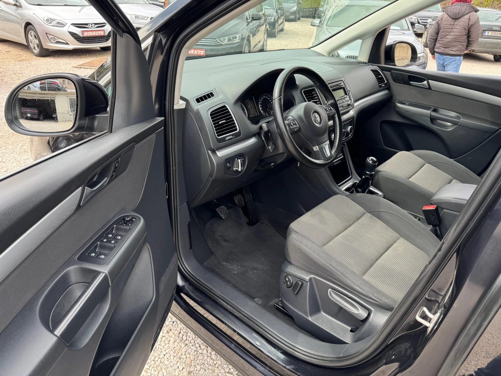 VW Sharan 2.0TDI - изображение 8