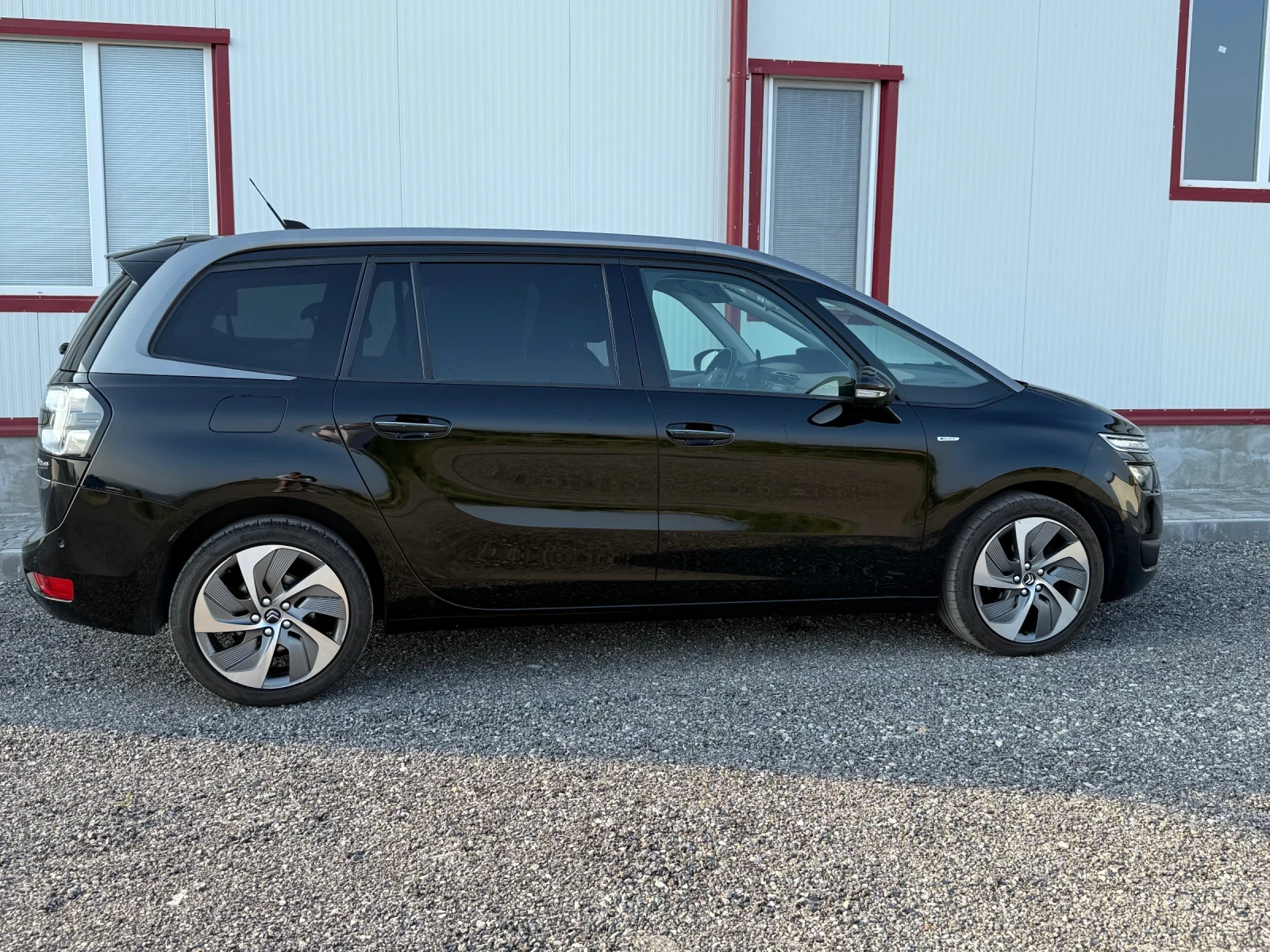 Citroen Grand C4 Picasso 2.0HDI Exclusive 6+ 1мДистр, Кам 360, Лайн асистен - изображение 4