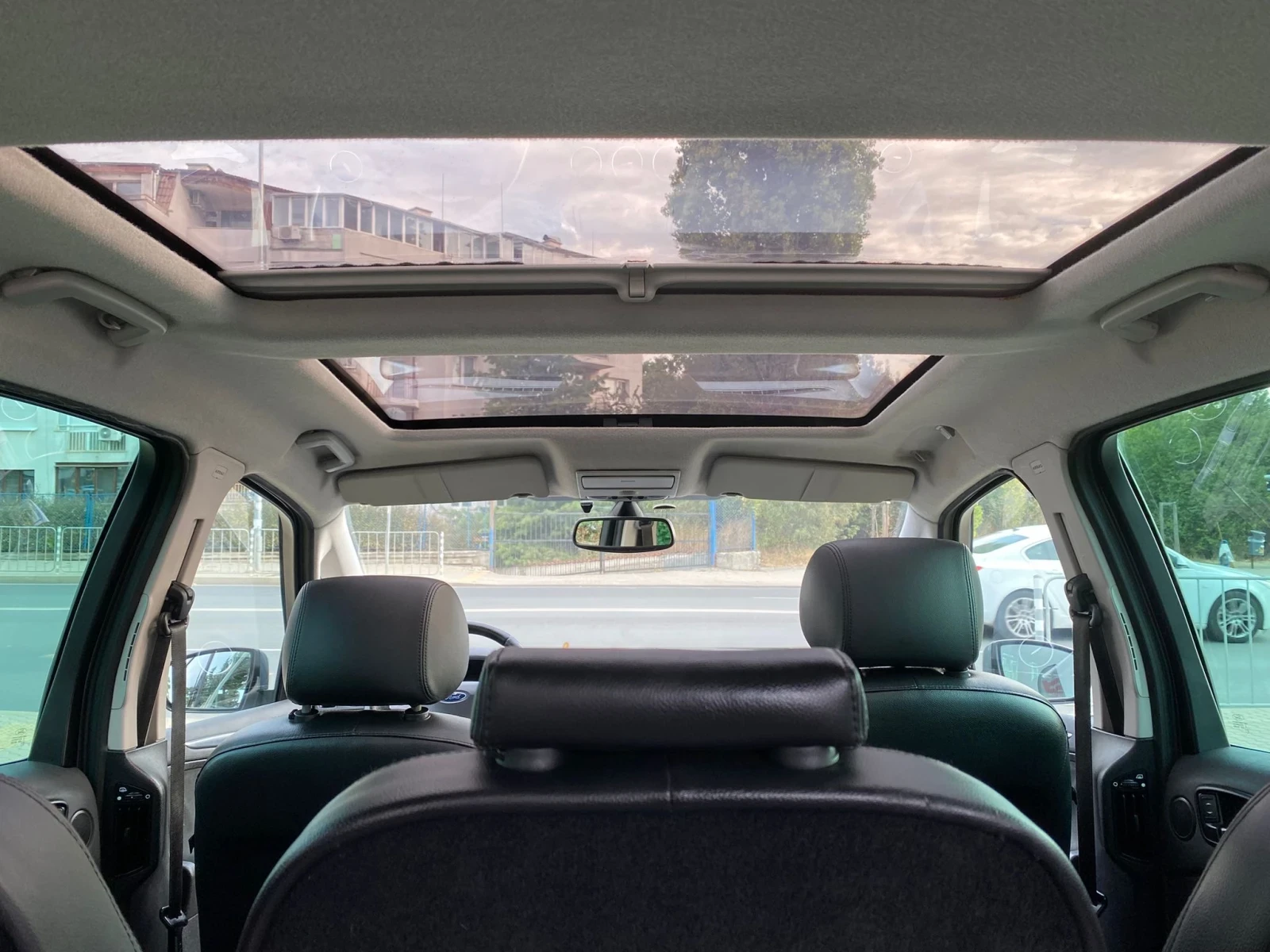 Ford S-Max 2.0TDCi/NAVI/PANORAMA - изображение 10