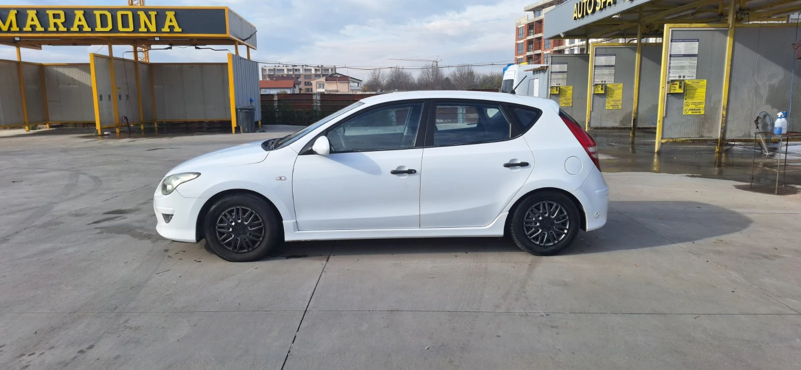 Hyundai I30 1.4, 109 к.с., ГАЗ - изображение 3