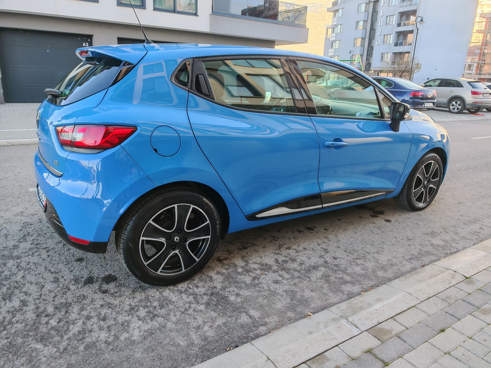 Renault Clio 1.5 DIZEL 75  KN - изображение 5