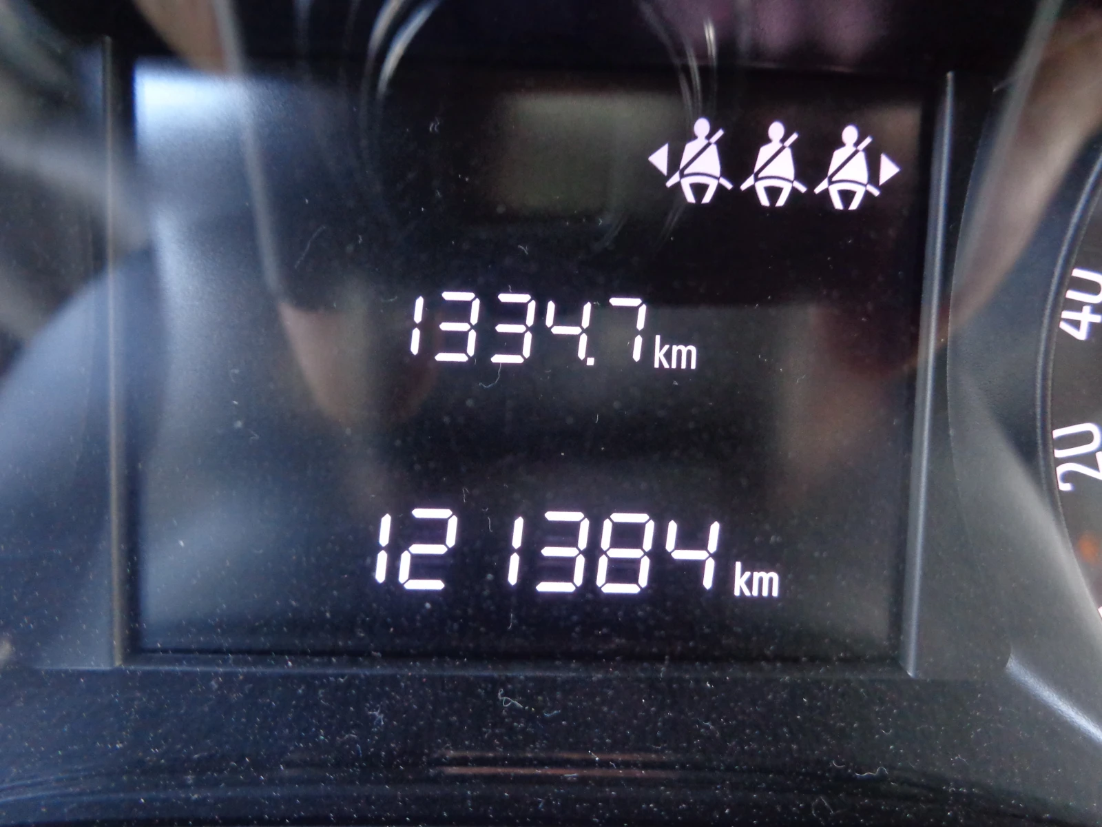 Opel Karl ROCKS 1.0 LPG, снимка 15 - Автомобили и джипове - 53864604