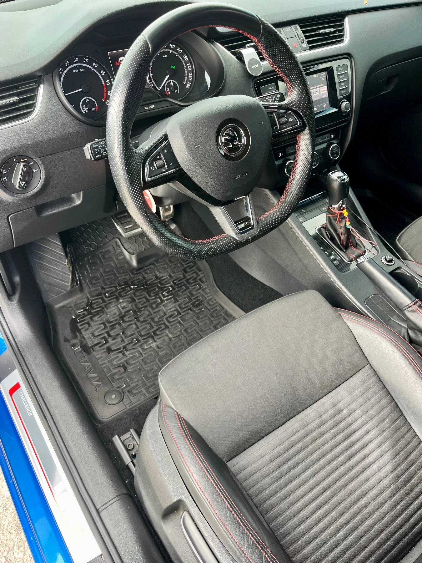 Skoda Octavia 2.0 VRS, снимка 12 - Автомобили и джипове - 54058385