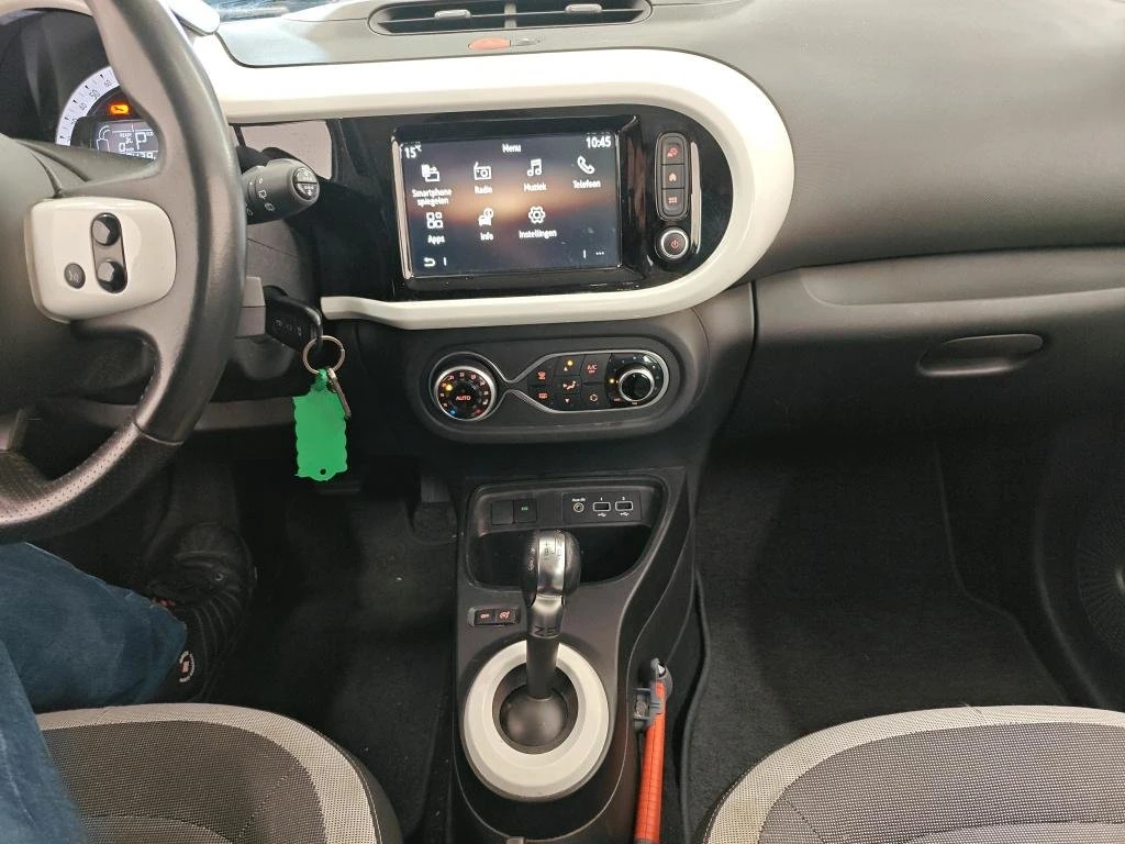 Renault Twingo EV, снимка 8 - Автомобили и джипове - 54148698