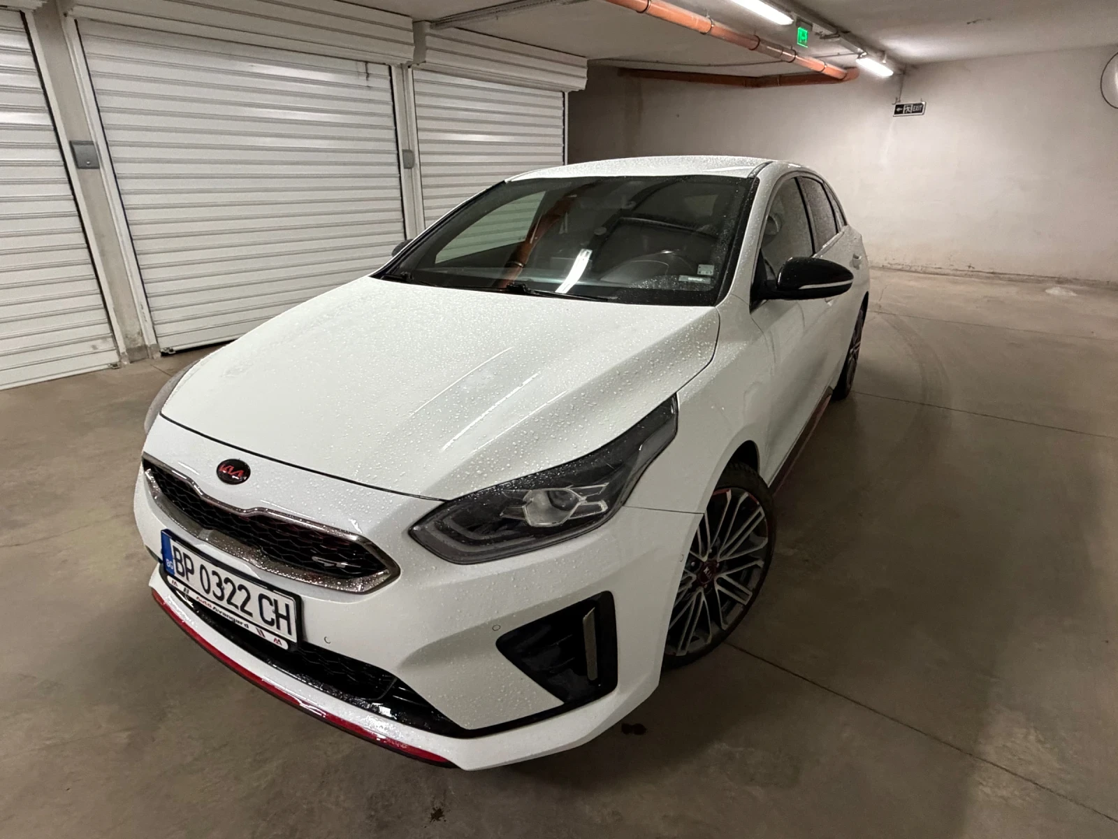 Kia Pro ceed 1, 6 204k, снимка 2 - Автомобили и джипове - 54234593