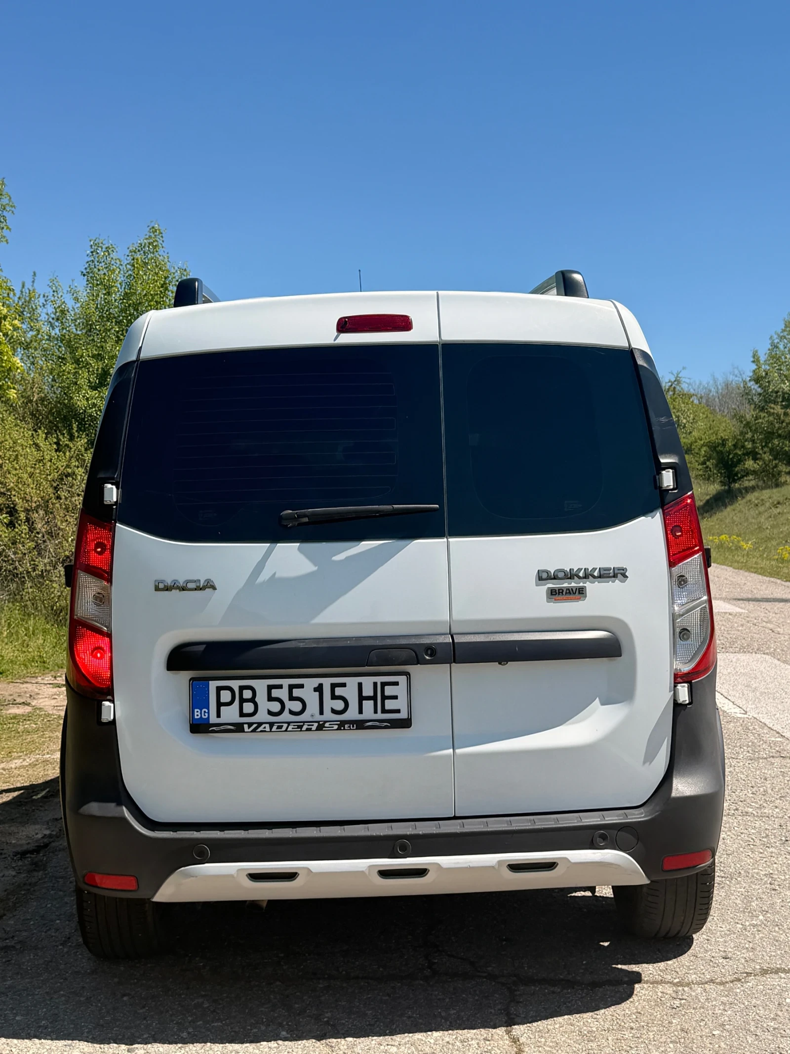 Dacia Dokker, снимка 4 - Автомобили и джипове - 54318031