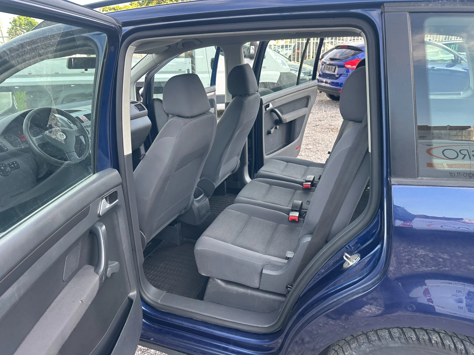 VW Touran 1.9TDI 90kc, снимка 10 - Автомобили и джипове - 54423225
