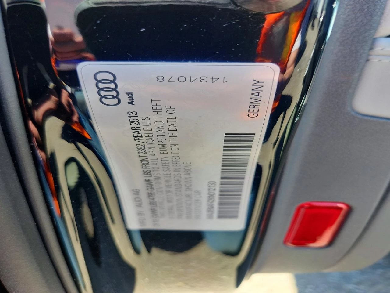 Audi A4 2.0l Premium Plus, снимка 12 - Автомобили и джипове - 54705116