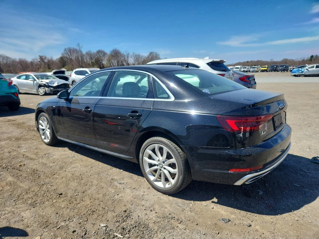 Audi A4 2.0l Premium Plus, снимка 2 - Автомобили и джипове - 54705116