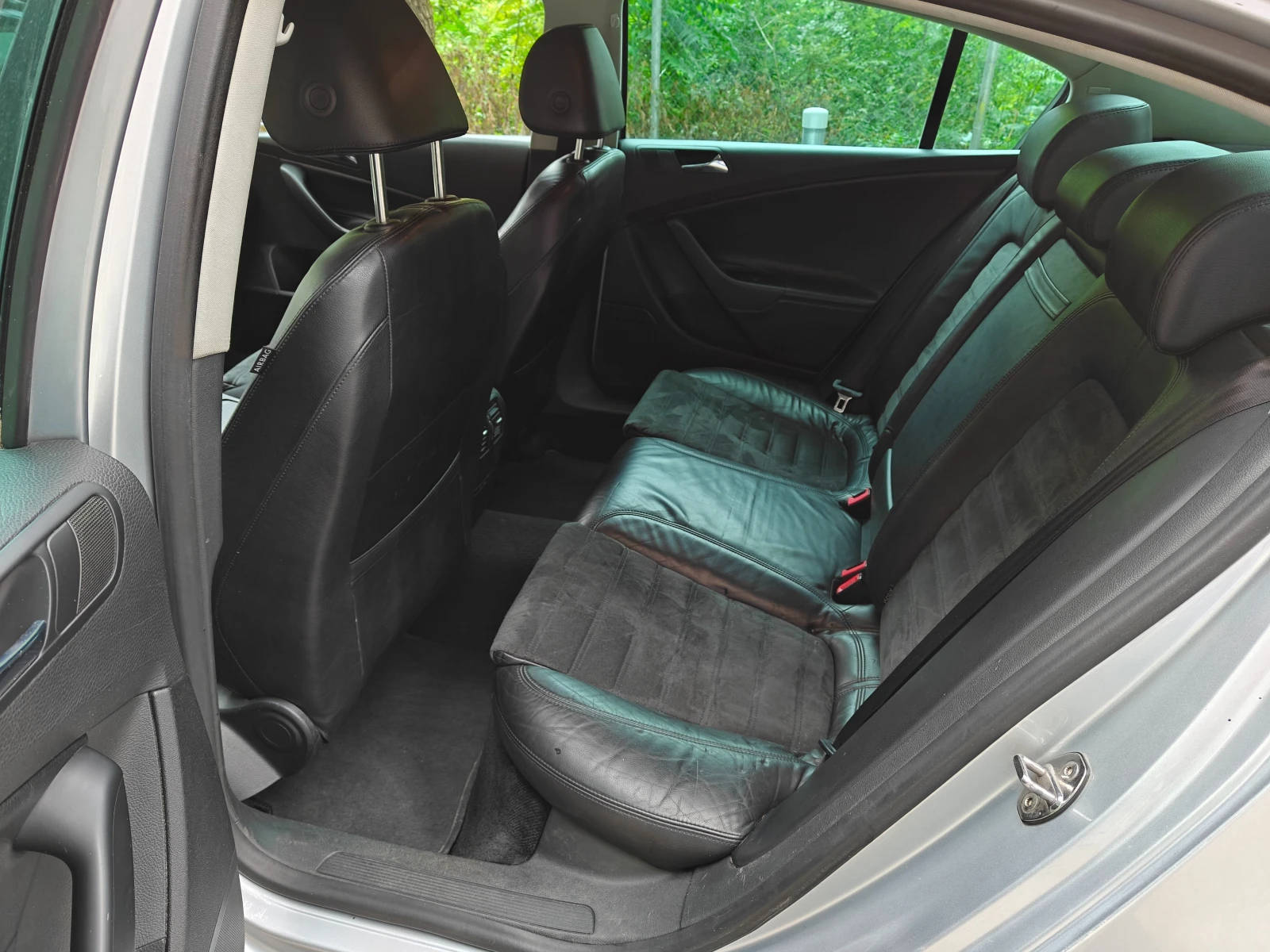 VW Passat Highline, снимка 10 - Автомобили и джипове - 54782529