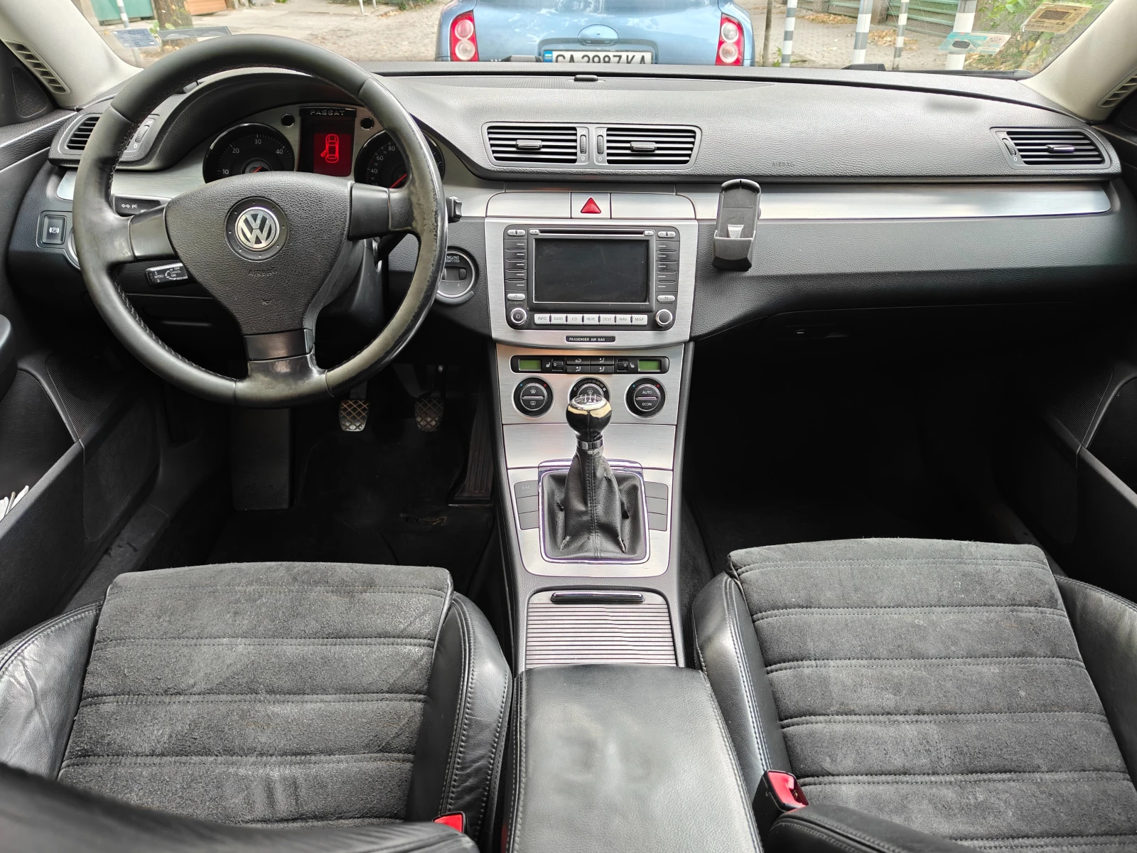 VW Passat Highline, снимка 9 - Автомобили и джипове - 54782529