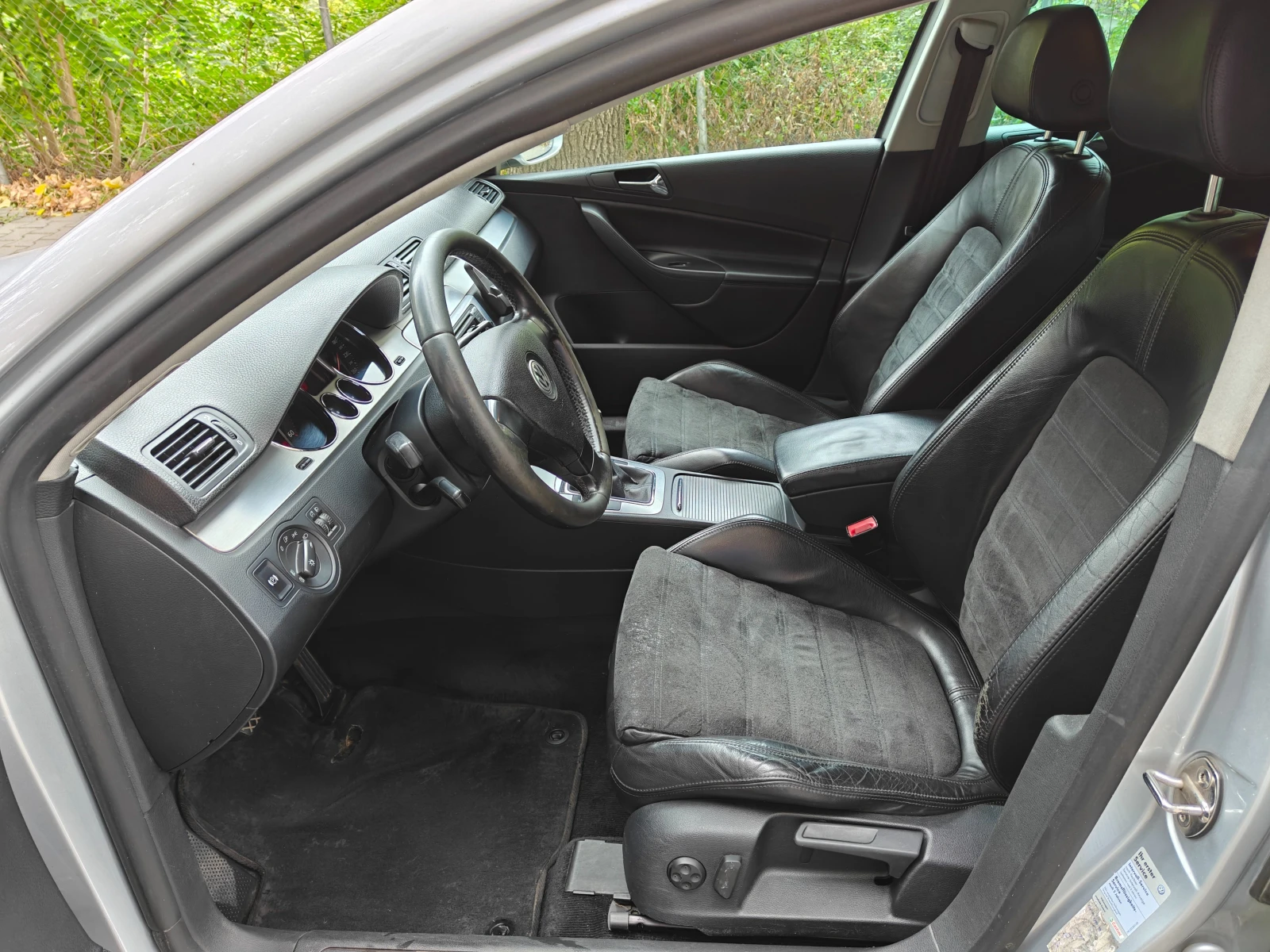 VW Passat Highline, снимка 8 - Автомобили и джипове - 54782529