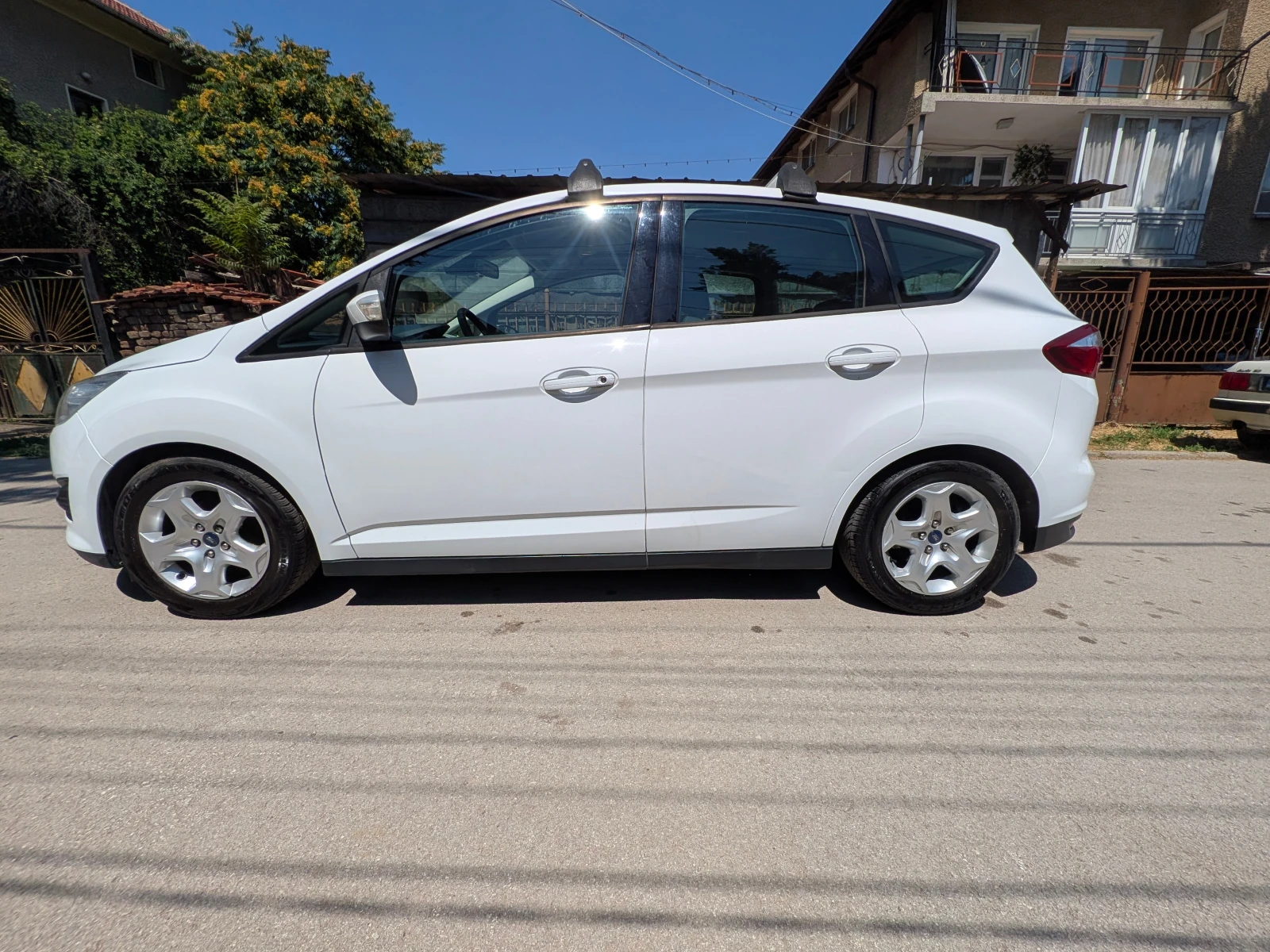 Ford C-max * 1.6 ФАБРИЧНА ГАЗ* TITANIUM* AMBIENT* КУКЛА* , снимка 7 - Автомобили и джипове - 55212079
