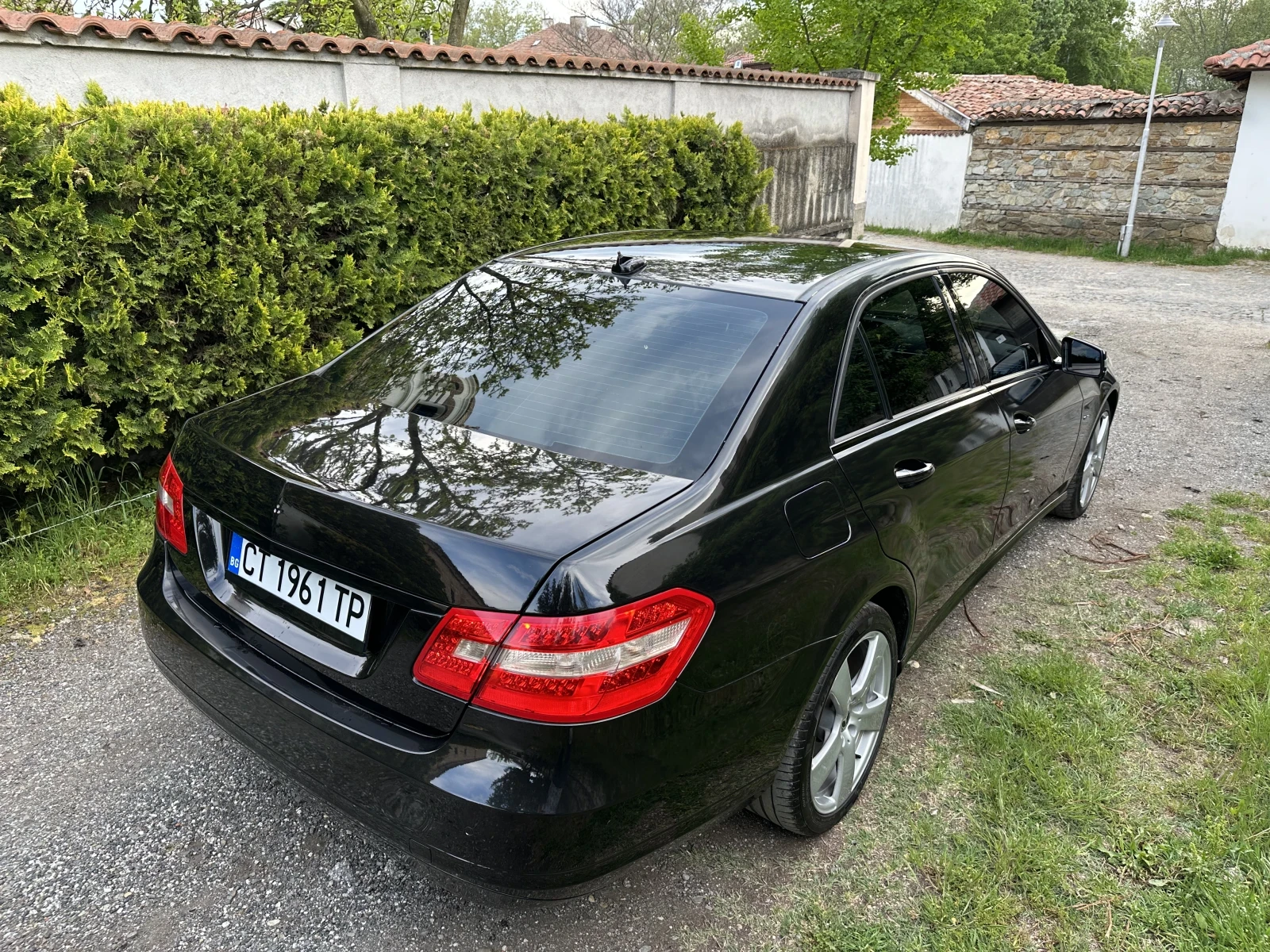 Mercedes-Benz E 200 CDI 7G , снимка 4 - Автомобили и джипове - 55612457