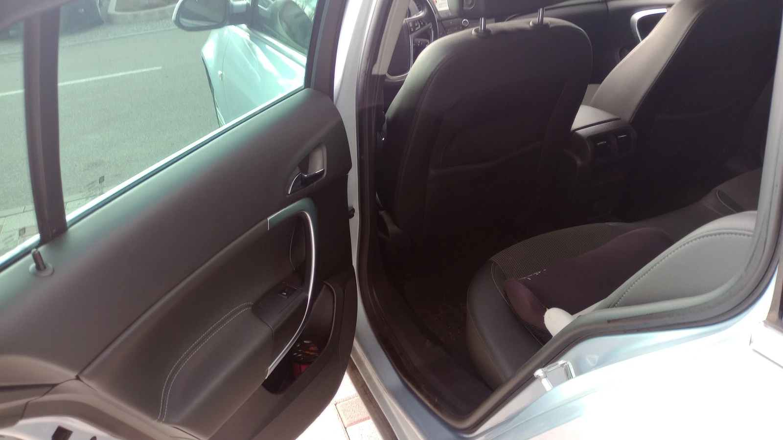 Opel Insignia  tdci, снимка 6 - Автомобили и джипове - 55683249