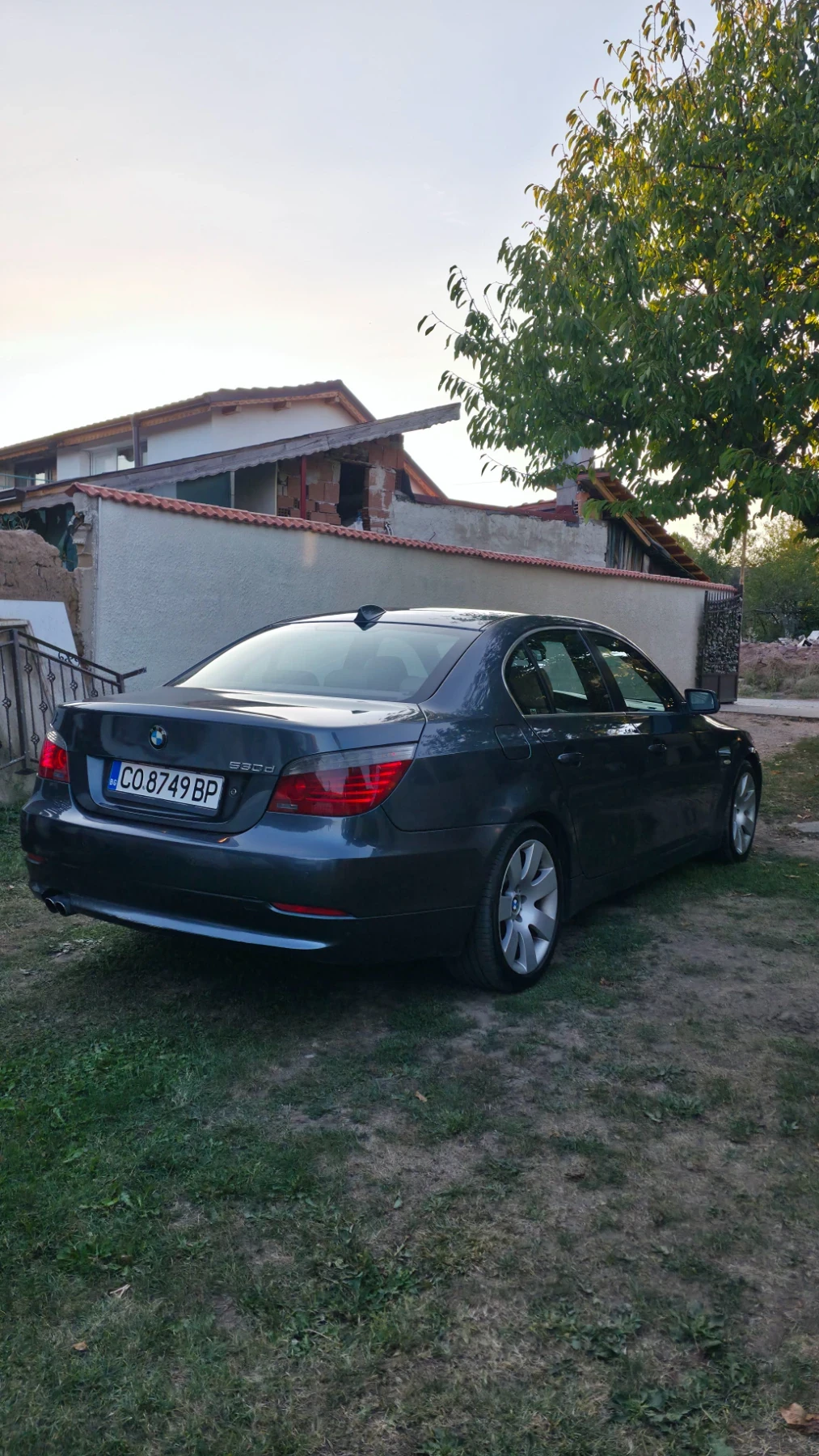 BMW 530 Dynamic facelift 235кс, снимка 4 - Автомобили и джипове - 56017296