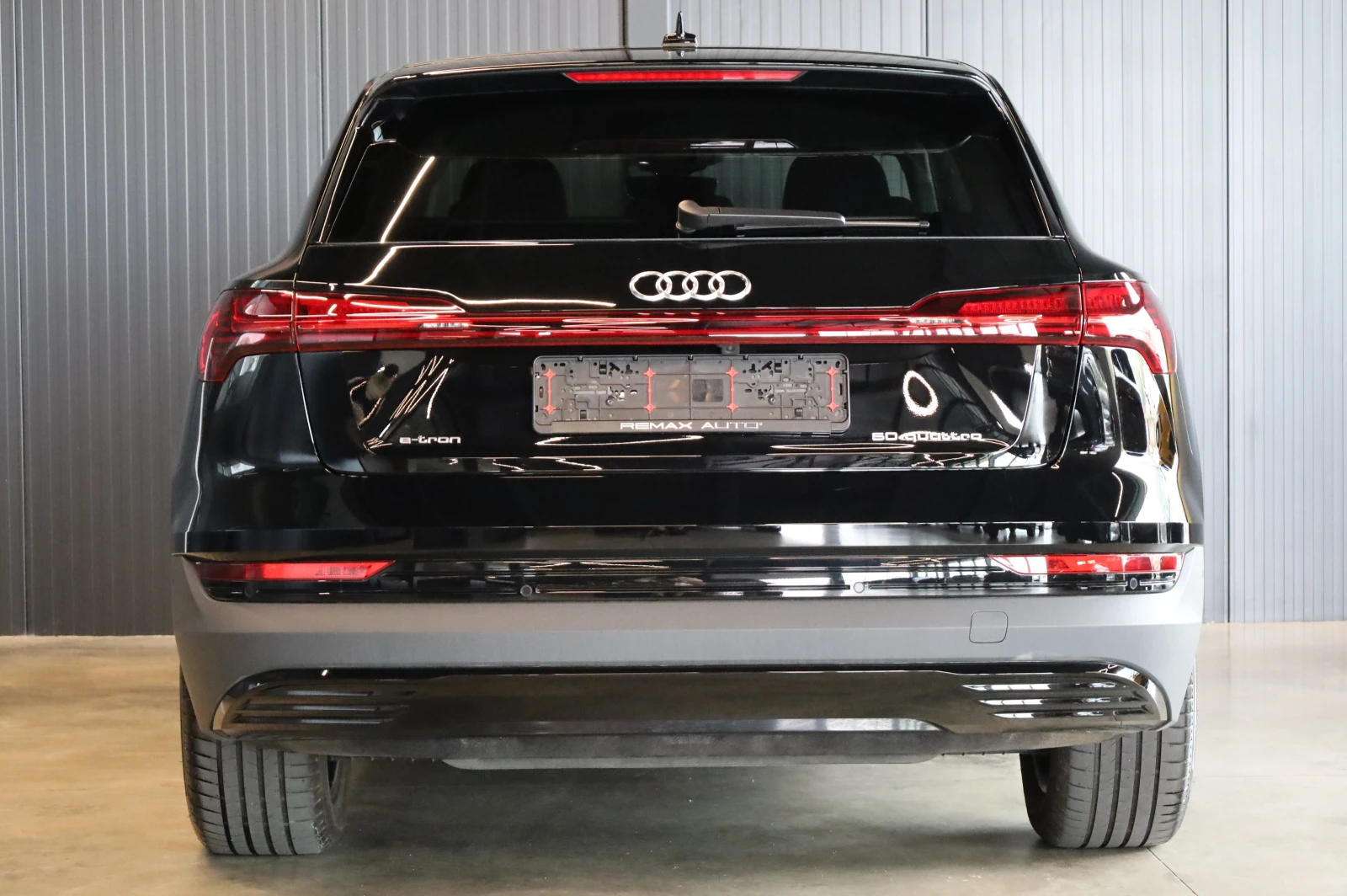 Audi E-Tron 50* HD MATRIX LIGHTS* QUTTRO* , снимка 7 - Автомобили и джипове - 56161278