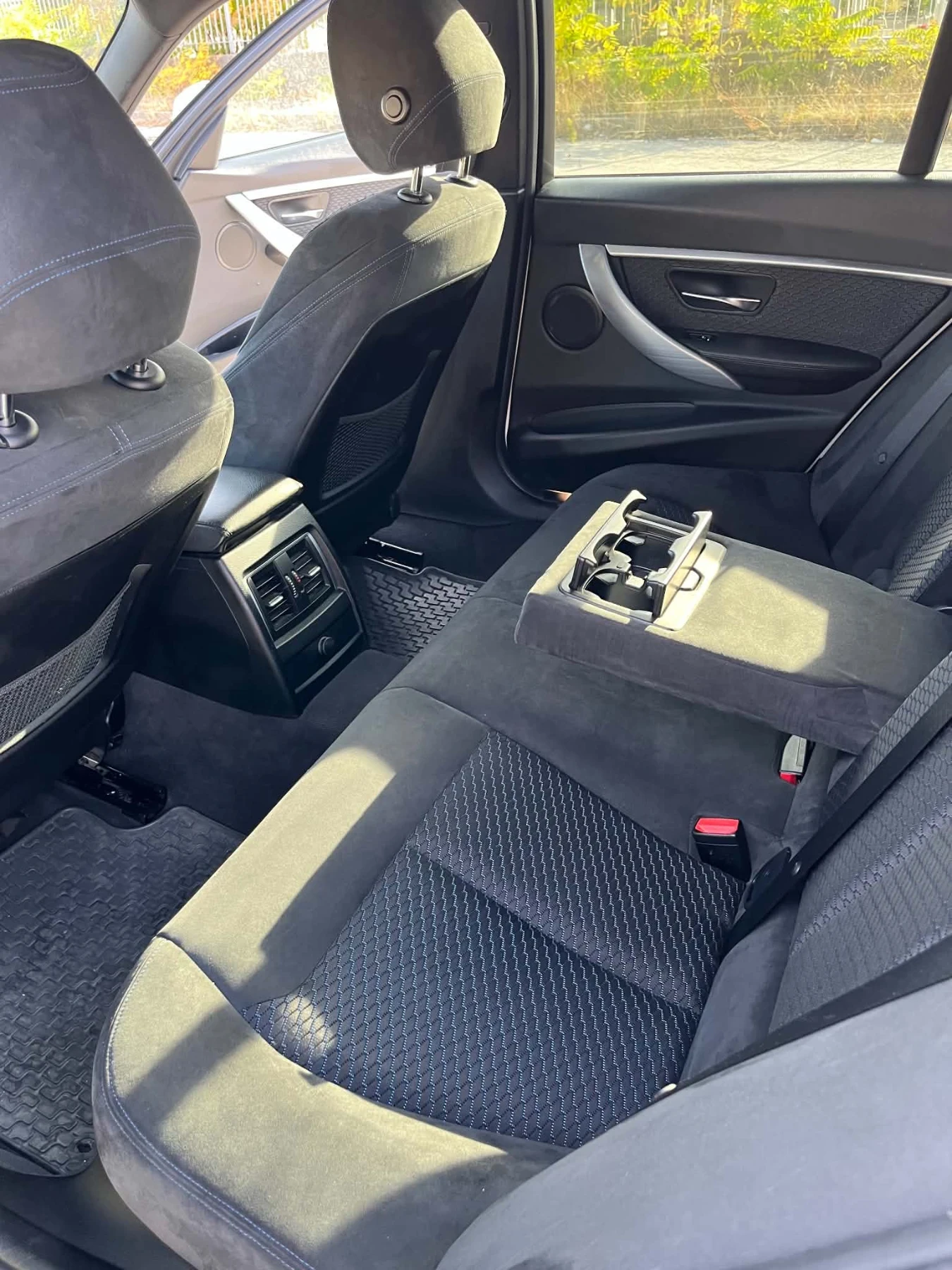 BMW 320 3.20d M sport | Mobile.bg � ����������� 10