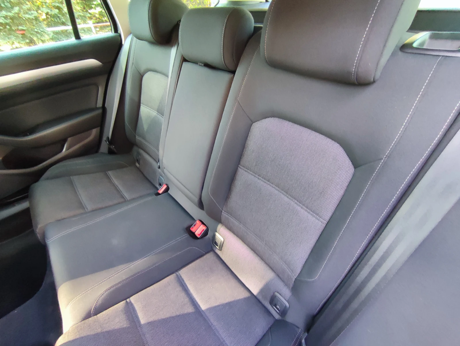 VW Passat 2.0TDI-150kc-6ck-EXECUTIVE-HIGHLINE-BMT, снимка 8 - Автомобили и джипове - 56604311