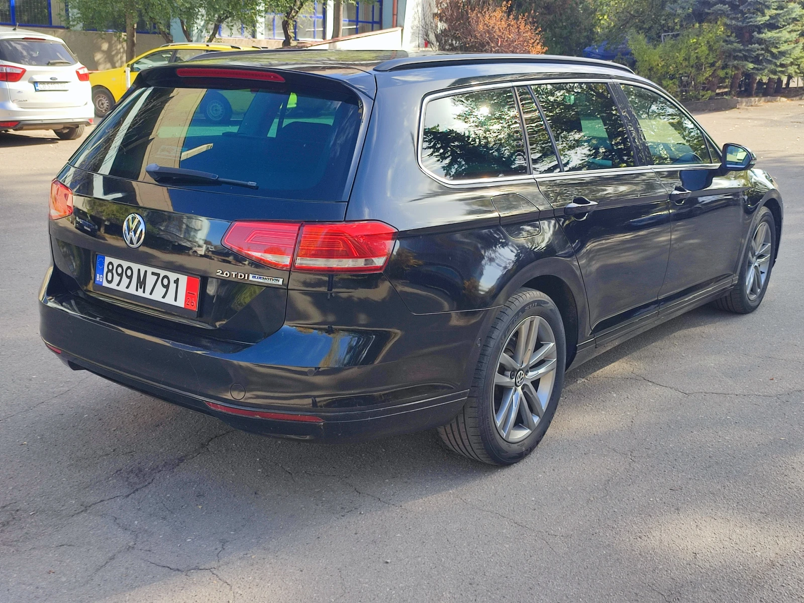 VW Passat 2.0TDI-150kc-6ck-EXECUTIVE-HIGHLINE-BMT, снимка 4 - Автомобили и джипове - 56604311