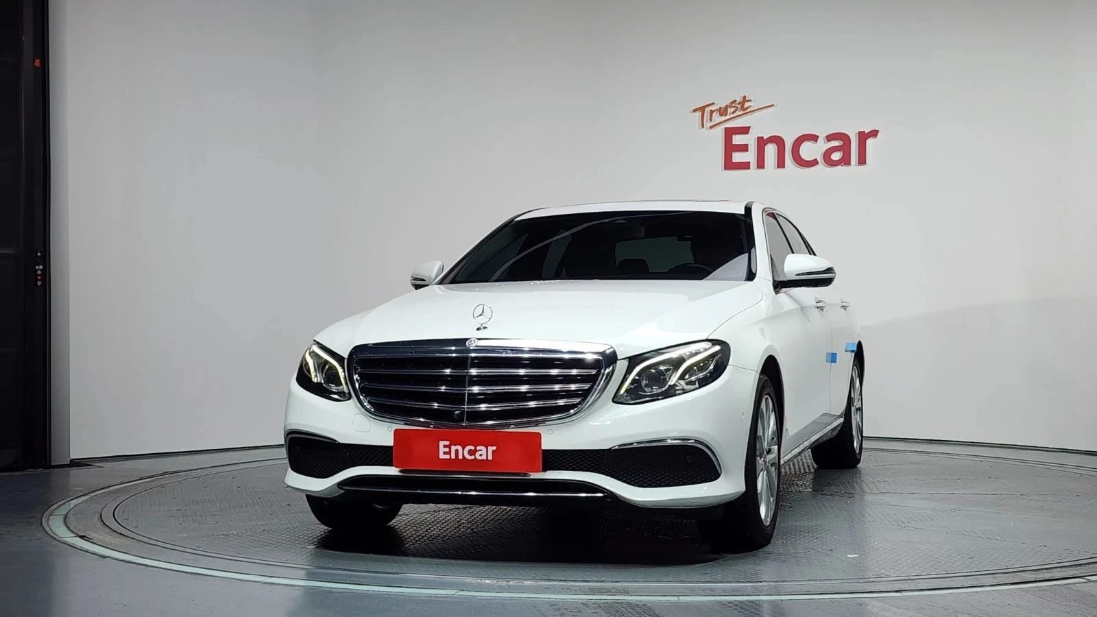 Mercedes-Benz E 300 | Mobile.bg � ����������� 2