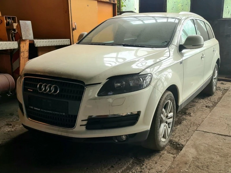 Audi Q7 3.6 FSI, снимка 1 - Автомобили и джипове - 46829786