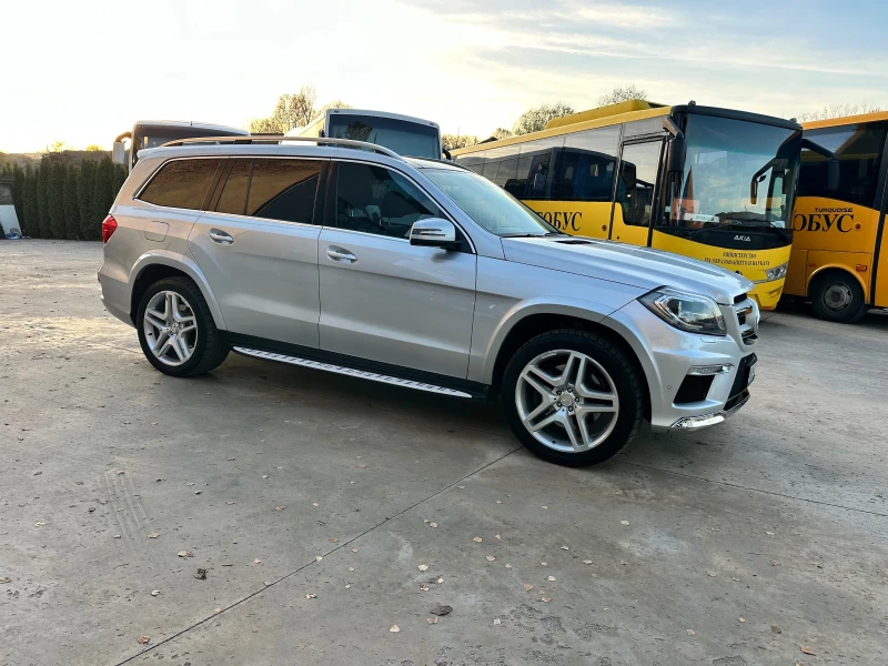 Mercedes-Benz GL 350 * AMG* 360KAMERI* 7MESTA* 4MATIC* , снимка 2 - Автомобили и джипове - 52424564