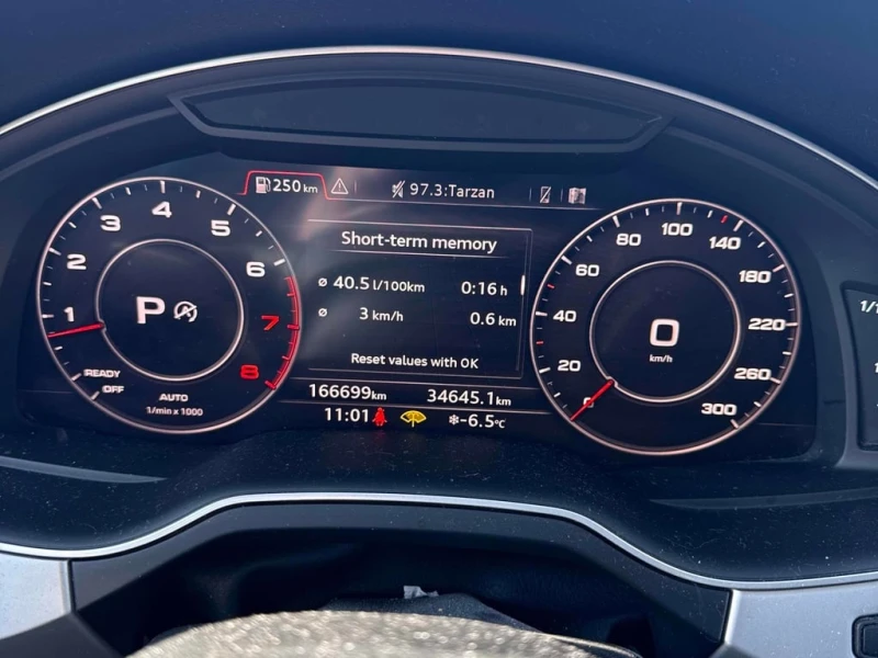 Audi Q7 * Progressiv * CARFAX * 360 * ПОДГРЕВИ * ОБДУХВАНЕ, снимка 8 - Автомобили и джипове - 53329189